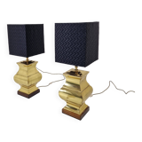 Paire de lampes de table de style Régence avec abat-jour noirs – Base en laiton et bois