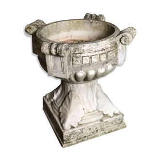 Vasque bénitier en marbre art déco décor de chapiteau 1920