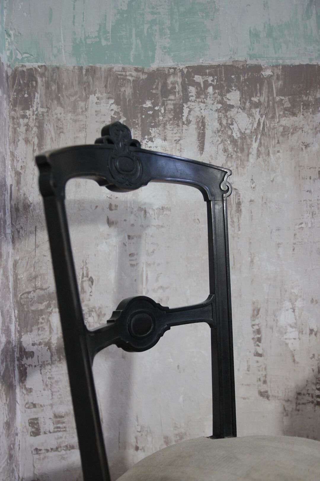 Napoleon III style chair