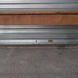 Old farmhouse table in solid oak with dowels.