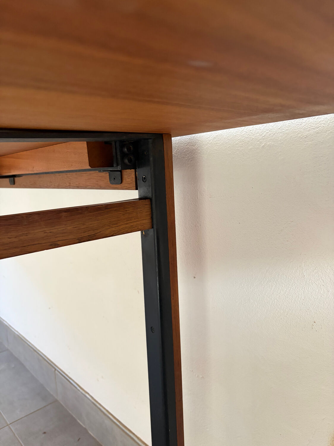 Vintage designer extendable table