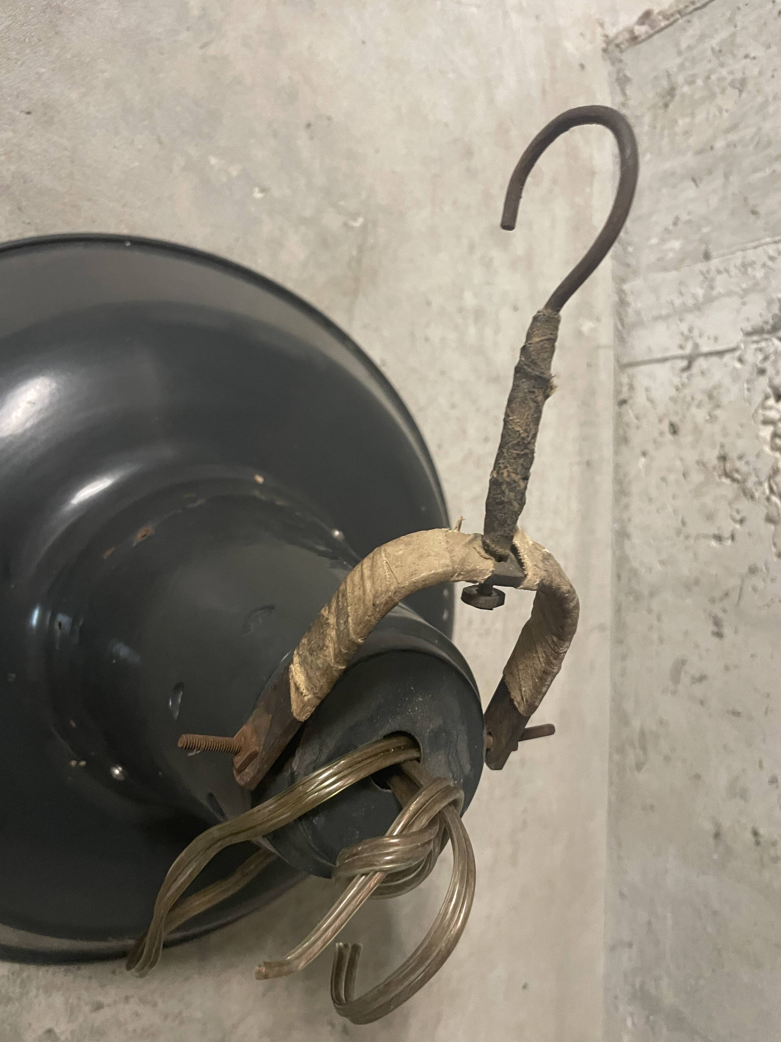 Industrial suspension from the 1950s