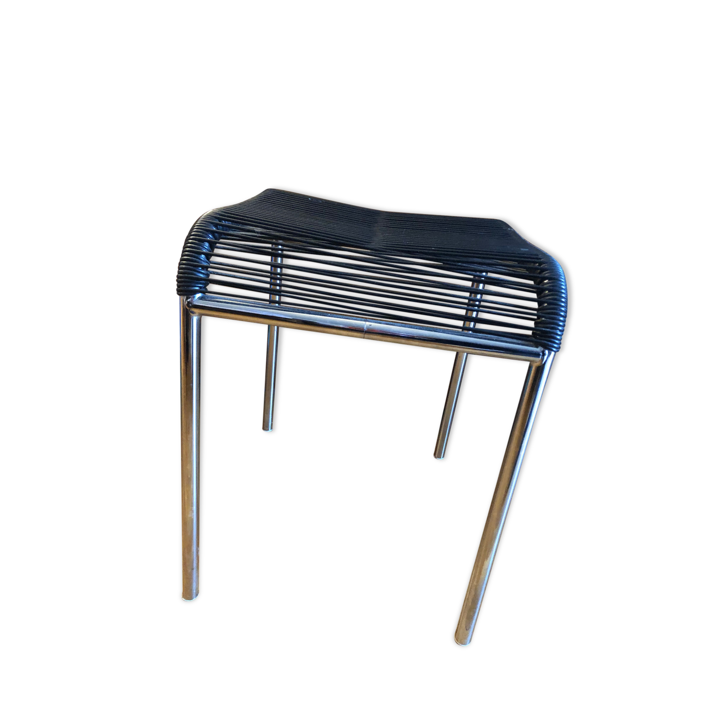 Scoubidou and chrome steel