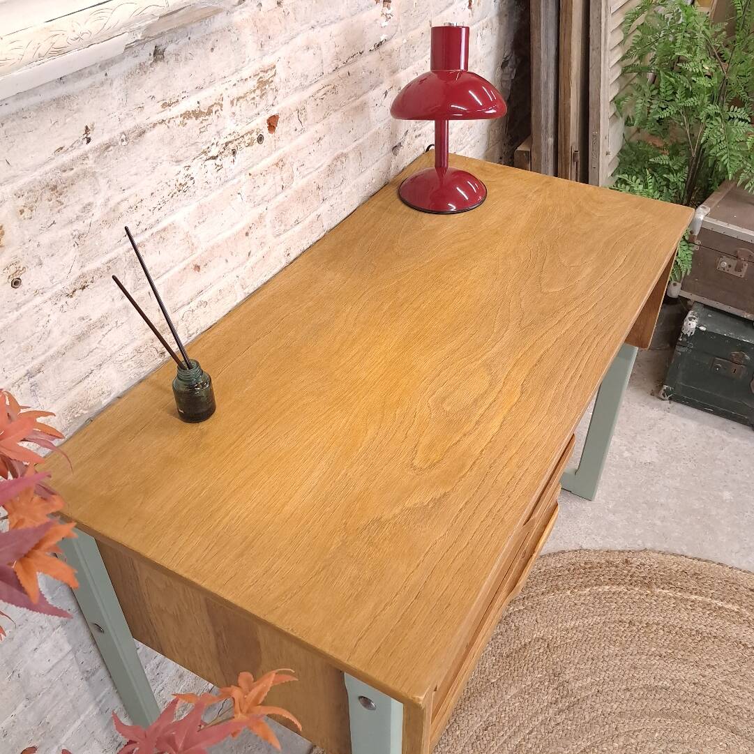 Wood desk