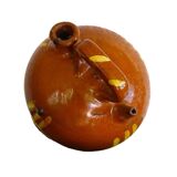 Cruche ou gargoulette ancienne en faïence française à glaçure rayée jaune