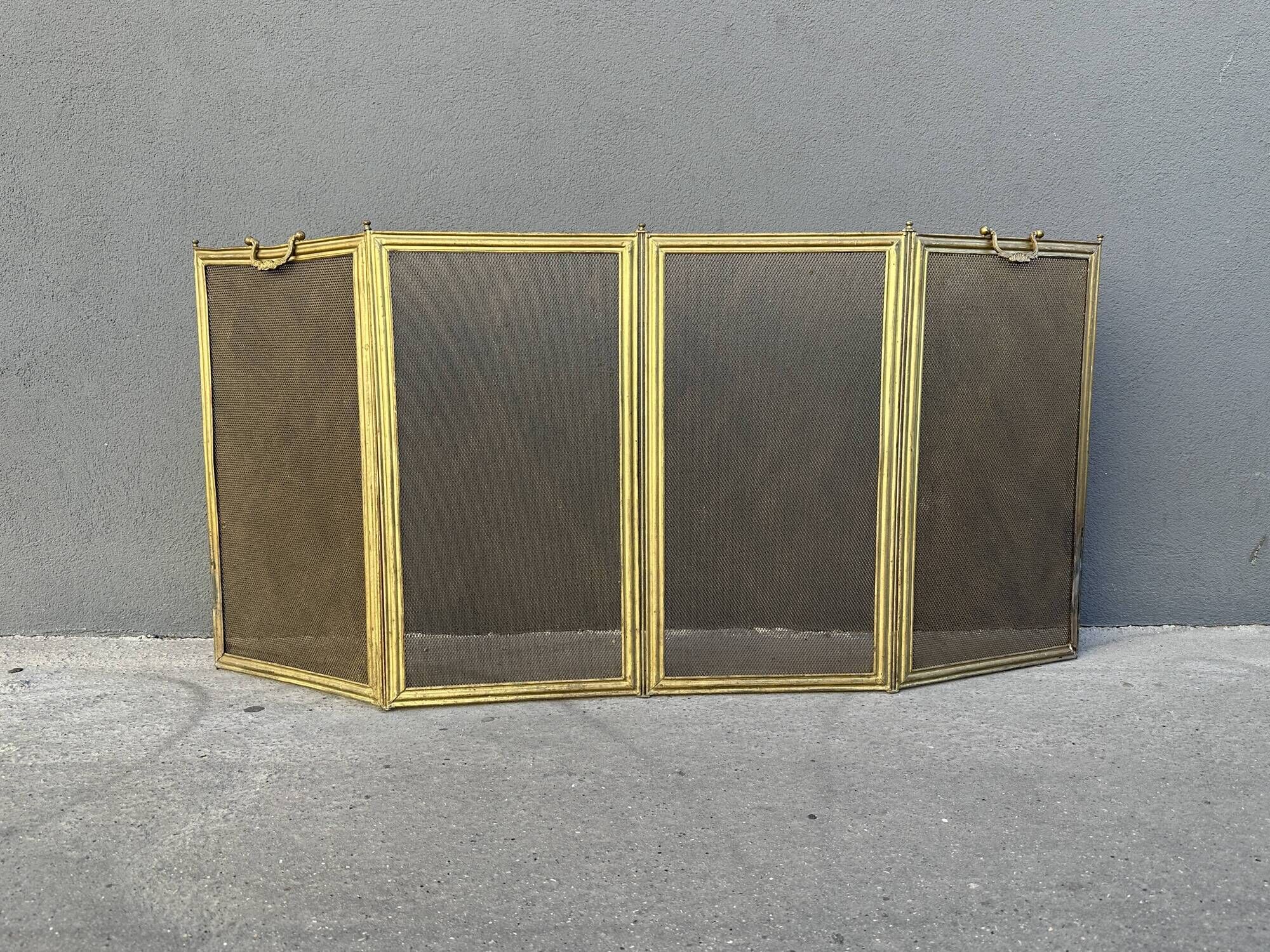 Antique 19th-century fireplace screen, French gilded spark guard.