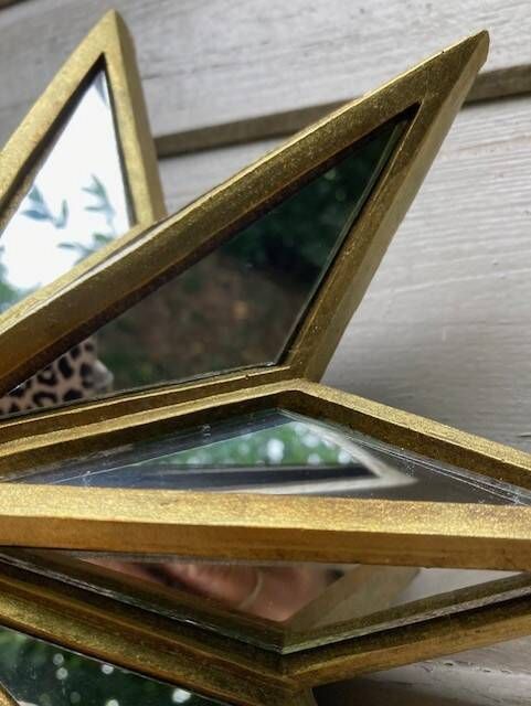 Miroir en forme d'étoile