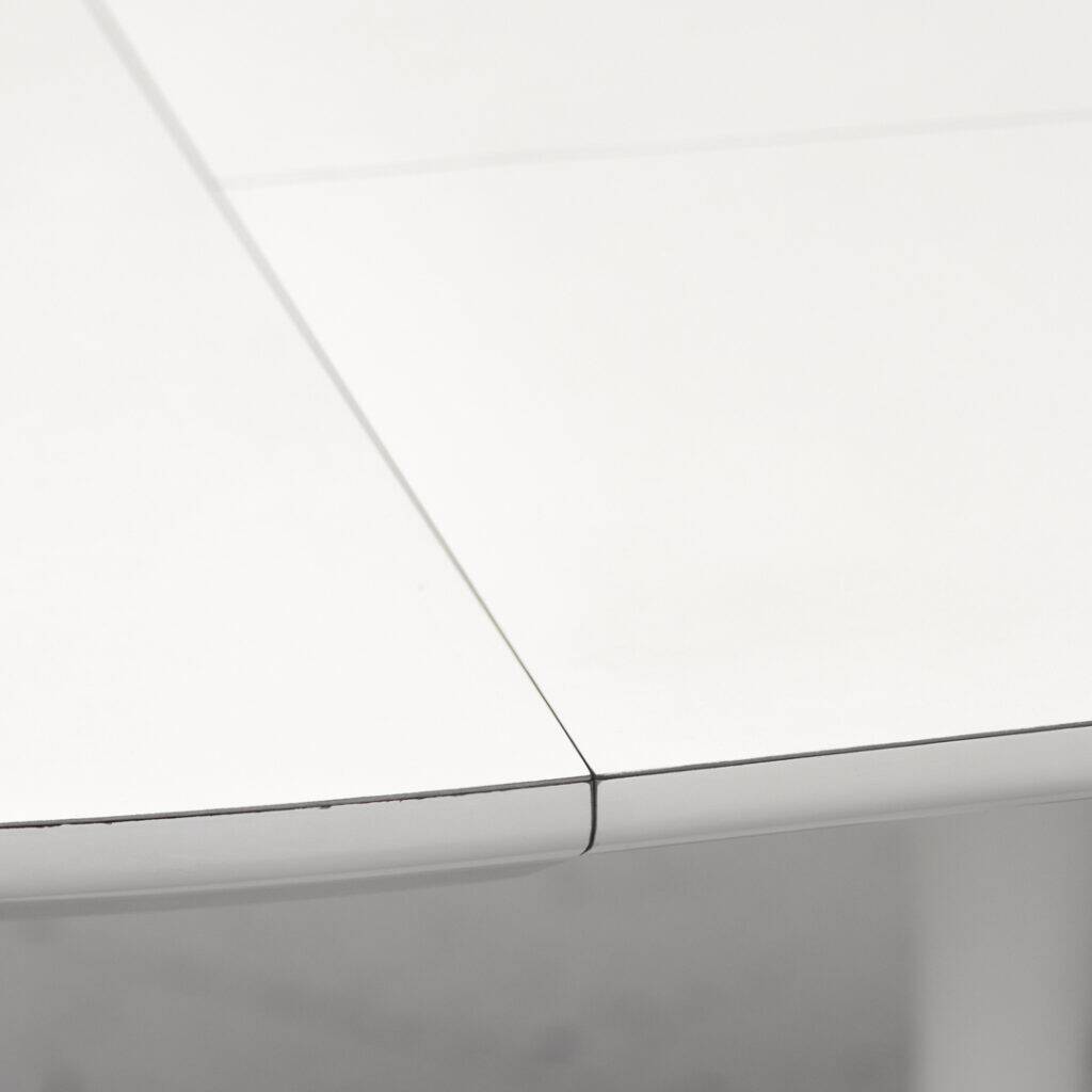 Extendable custom Knoll Tulip Dining Table, 1980