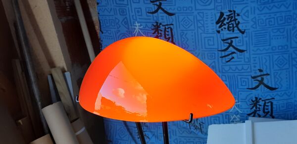 Lampe vintage en opaline orange et blanche