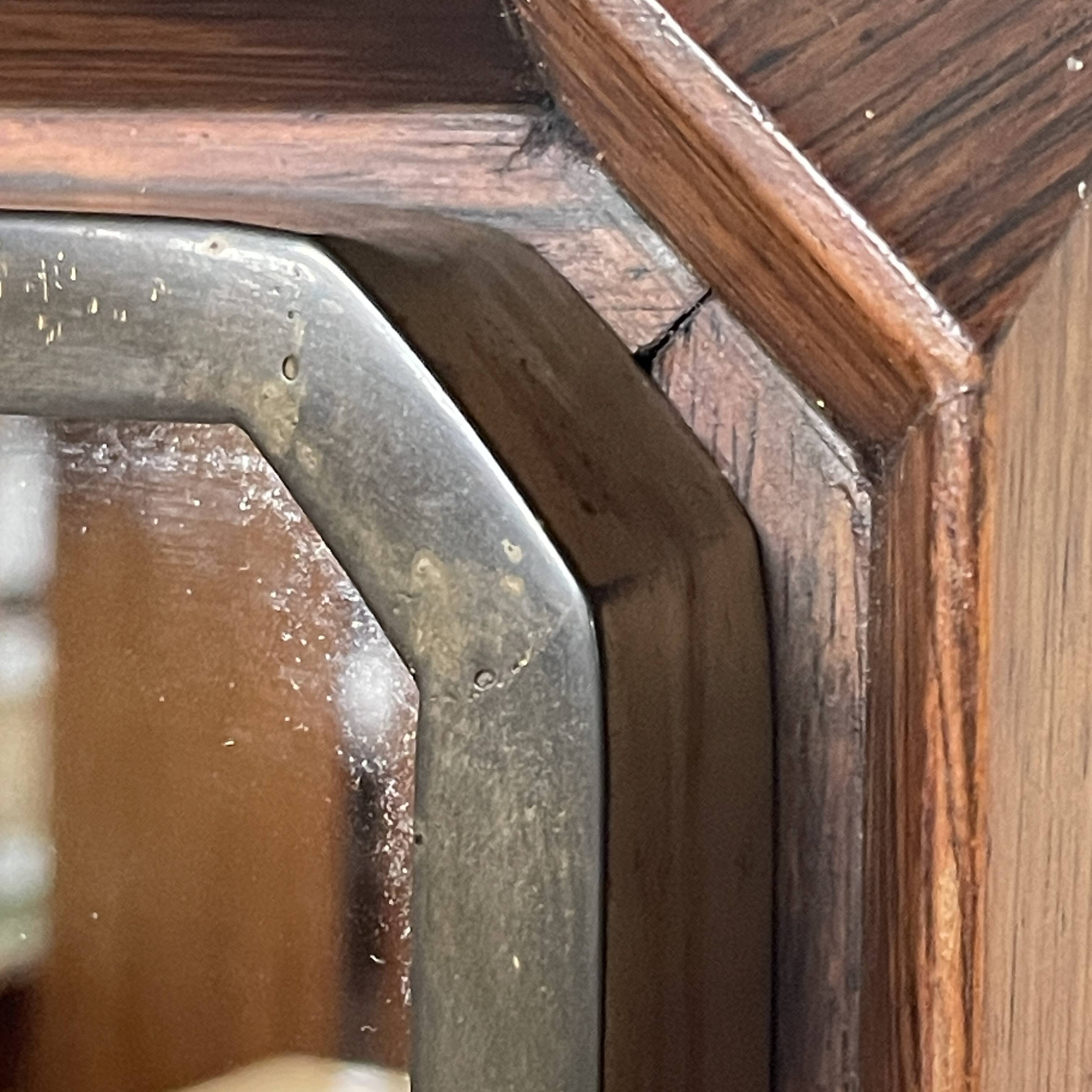 Specchio da parete rettangolare degli anni '50 in legno e ottone