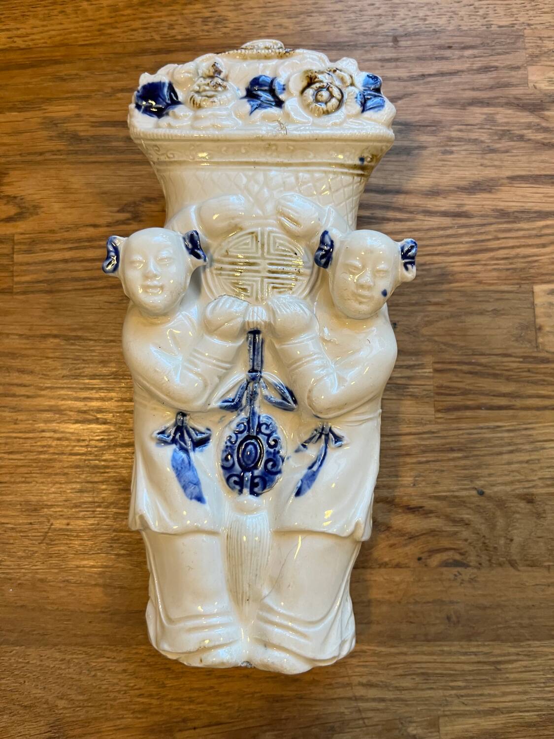 Ceramic bouquet holder
