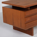 Two-way desk