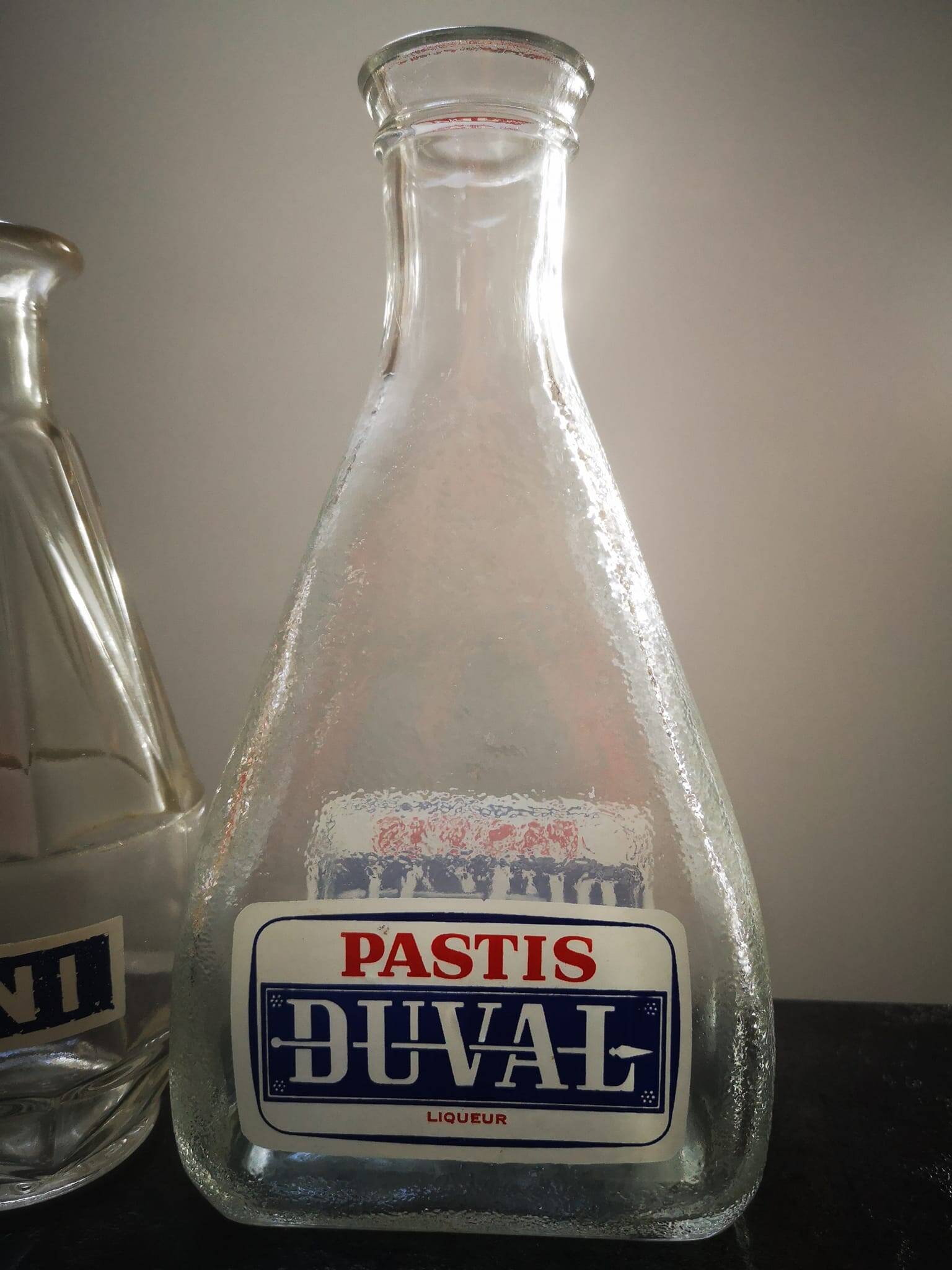 Set 6 vintage advertising carafes/pitchers bistro bar