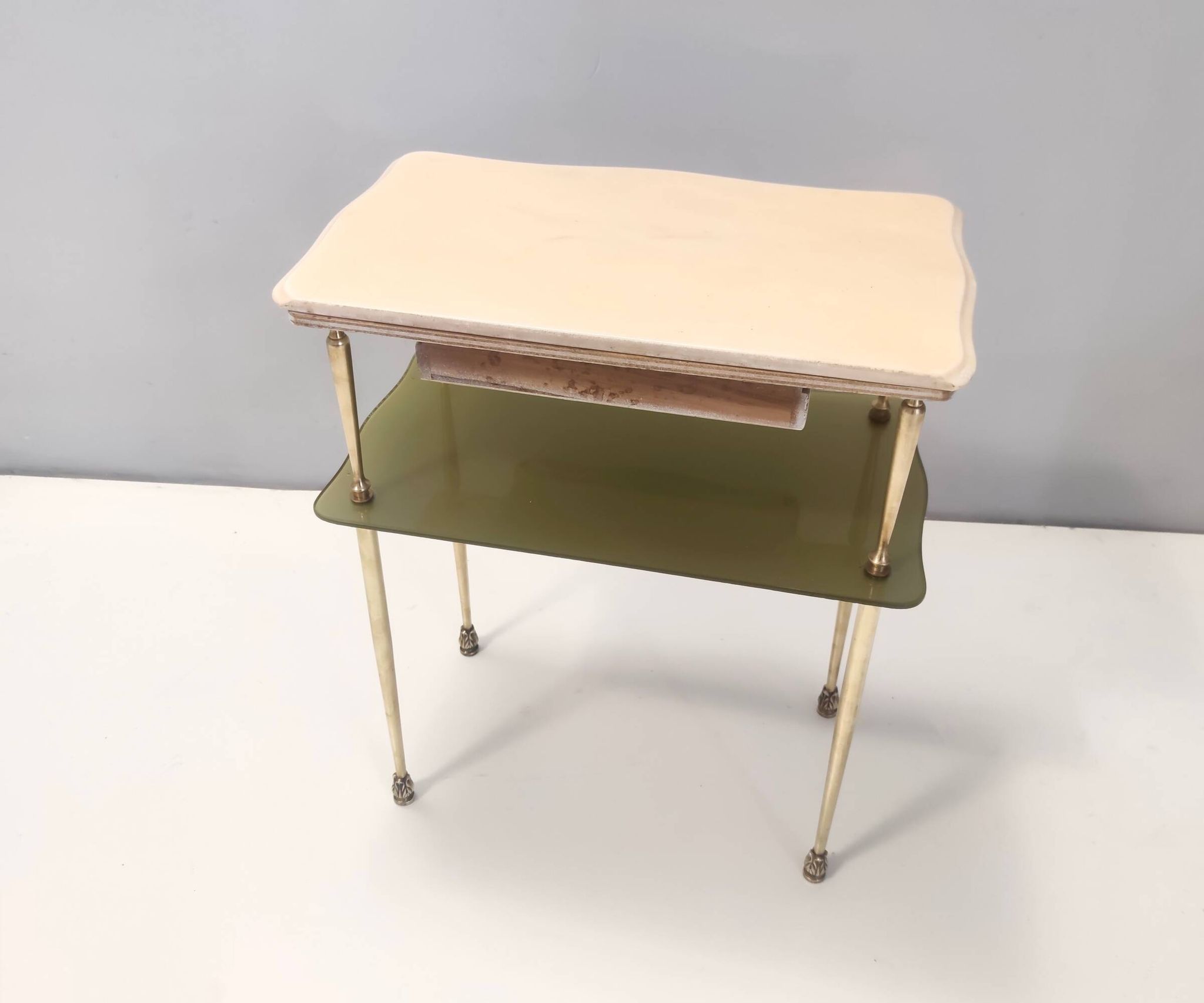 Pair of White Lacquered Nightstands with Marble Tops and Glass Shelves, Italy