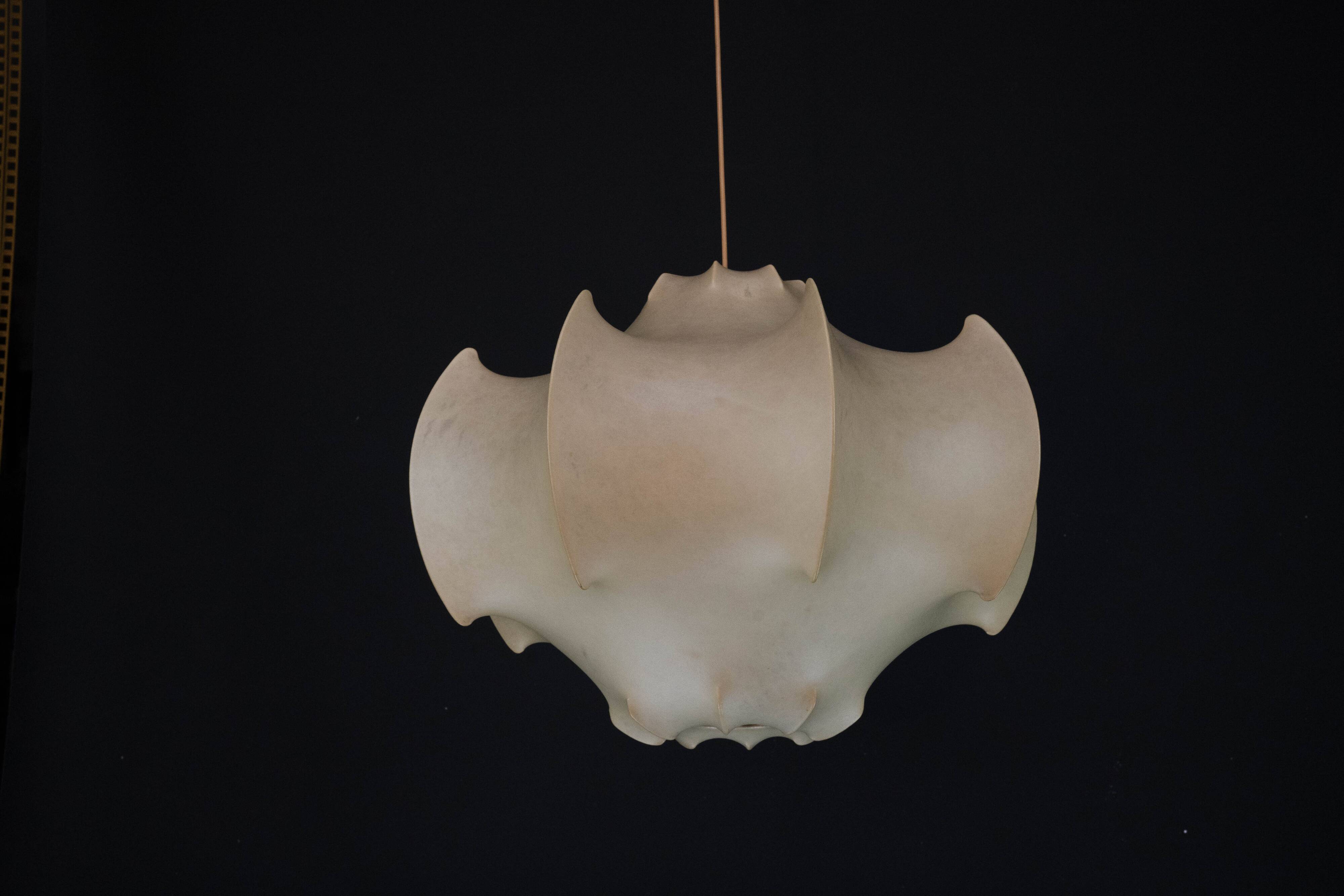 First Edition Viscontea Lamp by Achille and Pier Giacomo Castiglioni for Fl