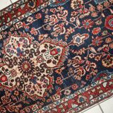 Tapis Malayer Antique du Moyen-Orient, Années 1920, Élégance et Tradition