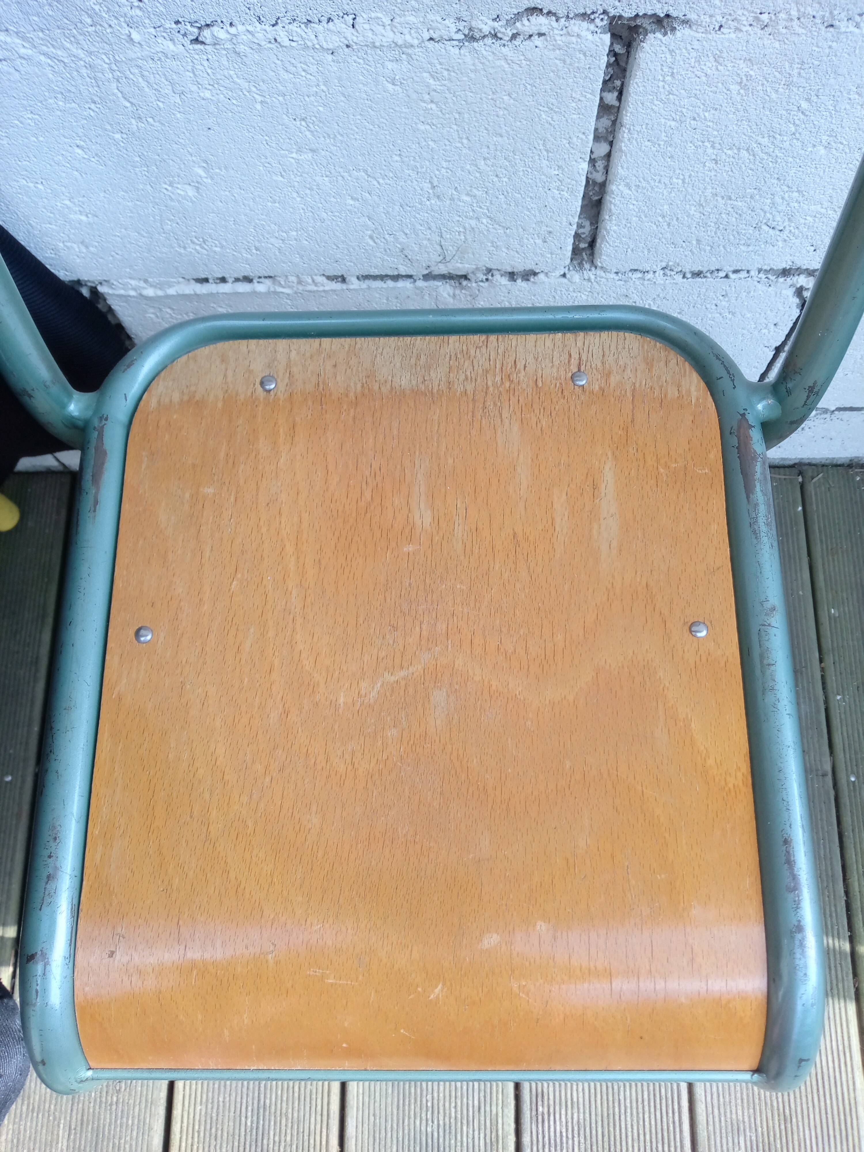 Set of 4 wood and metal chairs