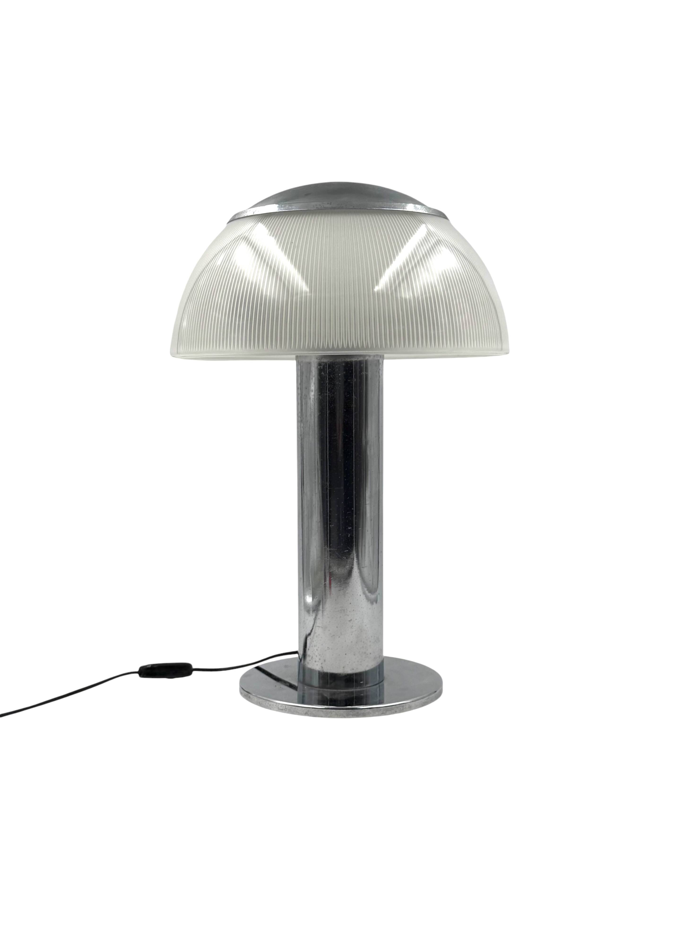 Mid-century modern mushroom table lamp, Italy 1960s