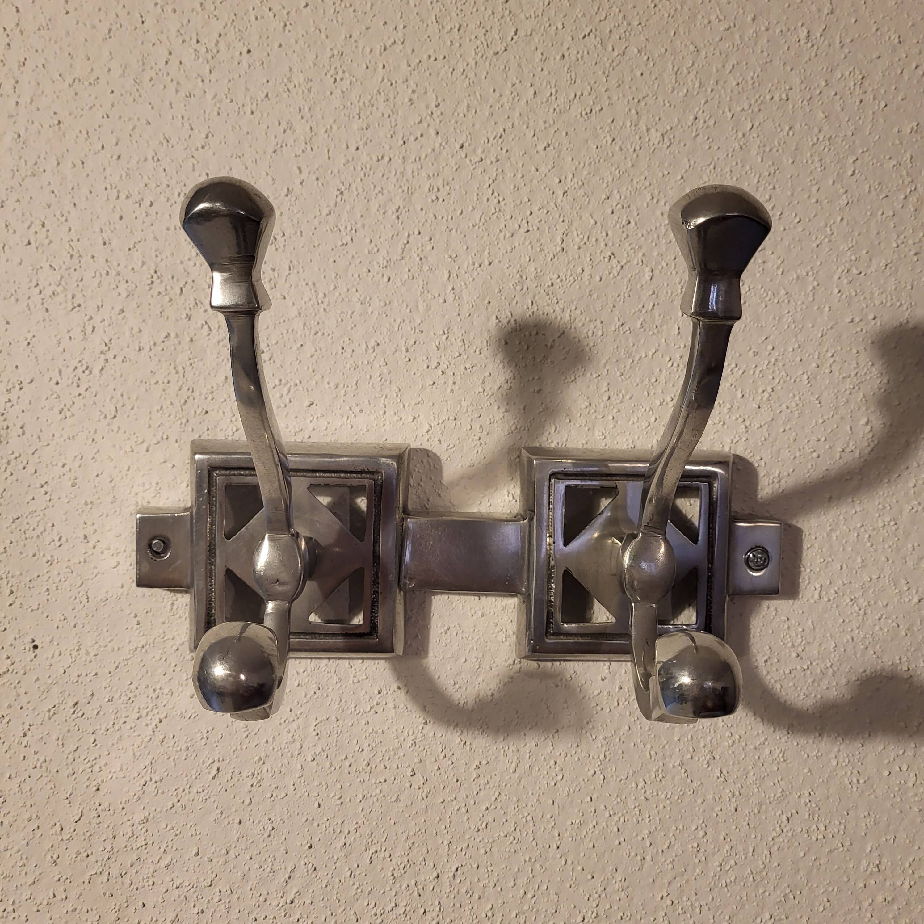 Aluminum coat hook