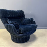 Blue velvet lounge chair 'Karate' by Michel Cadestin, France 1970s