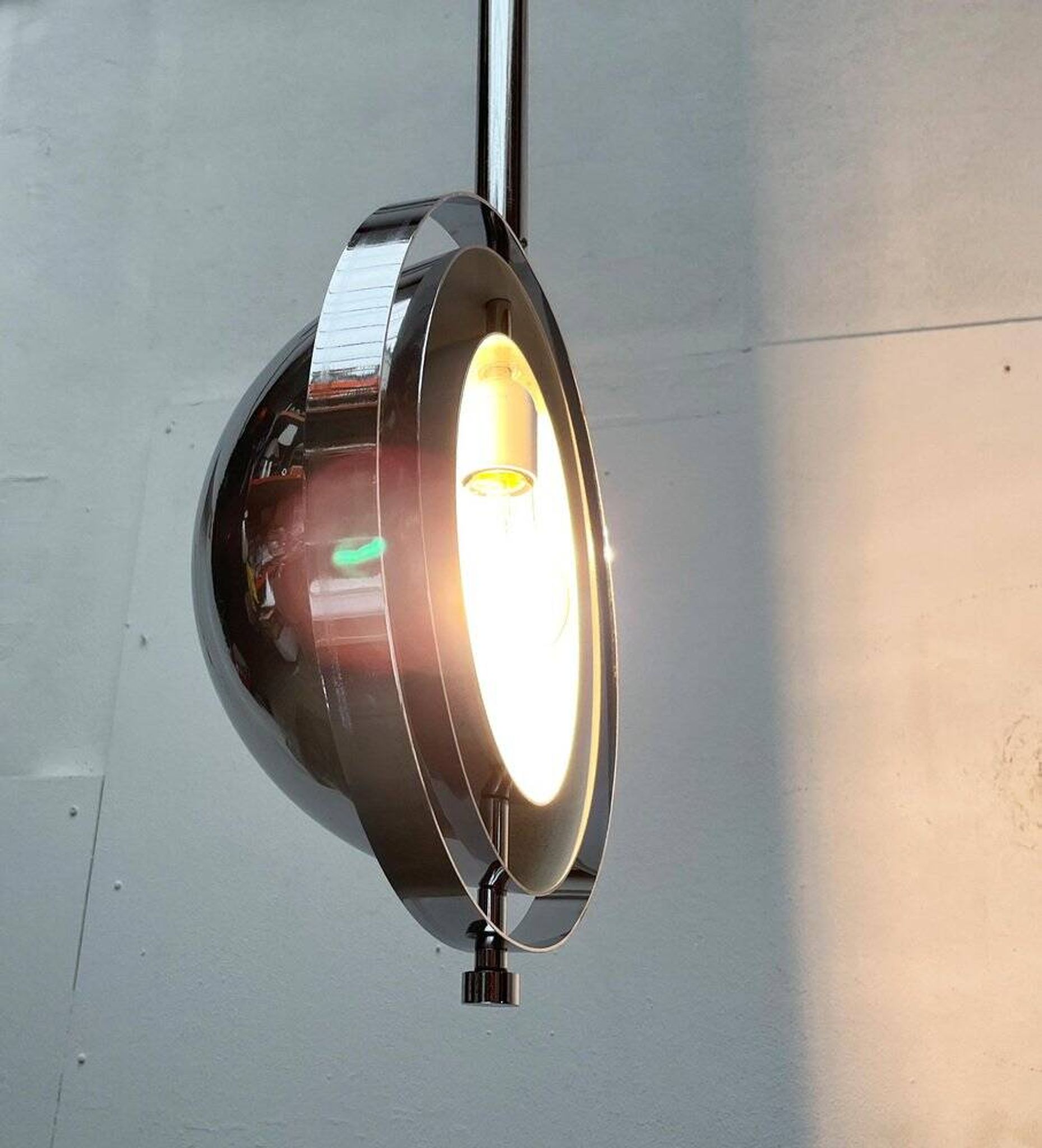 Suspenion Eclipse Chrome Milieu du Siècle Espace Années 1960