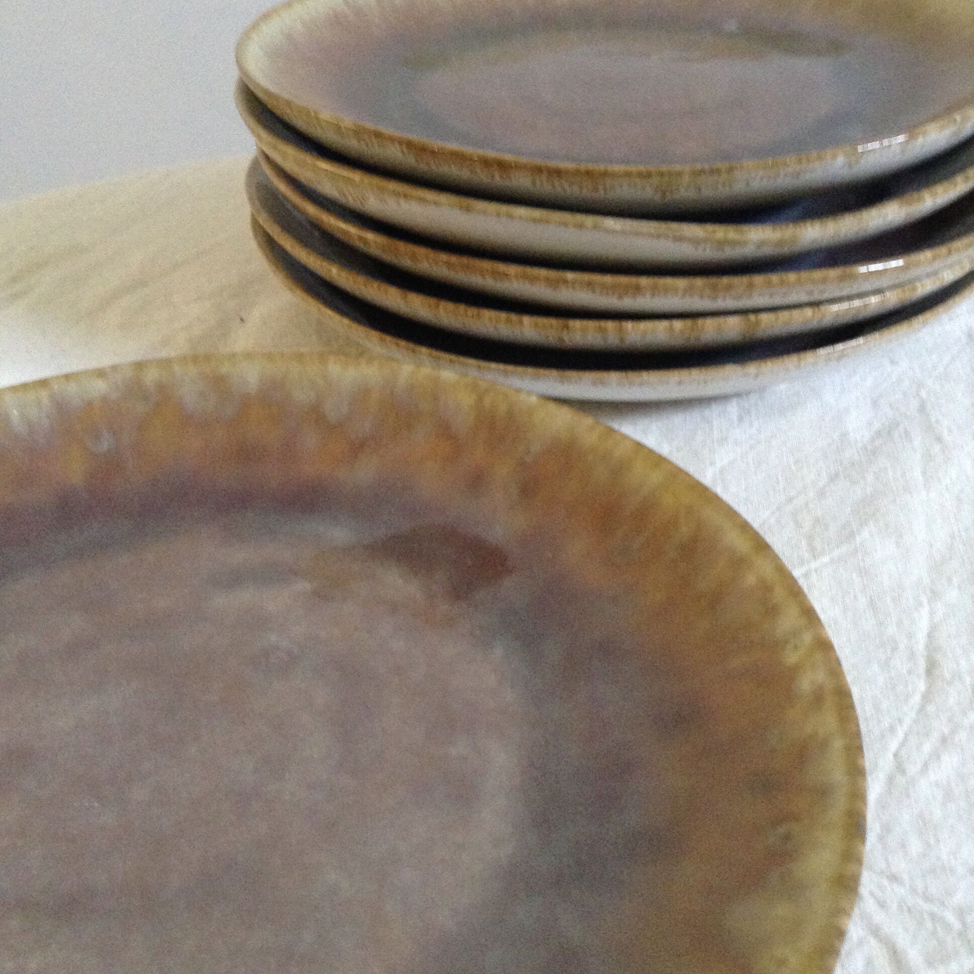 Ceramic plates