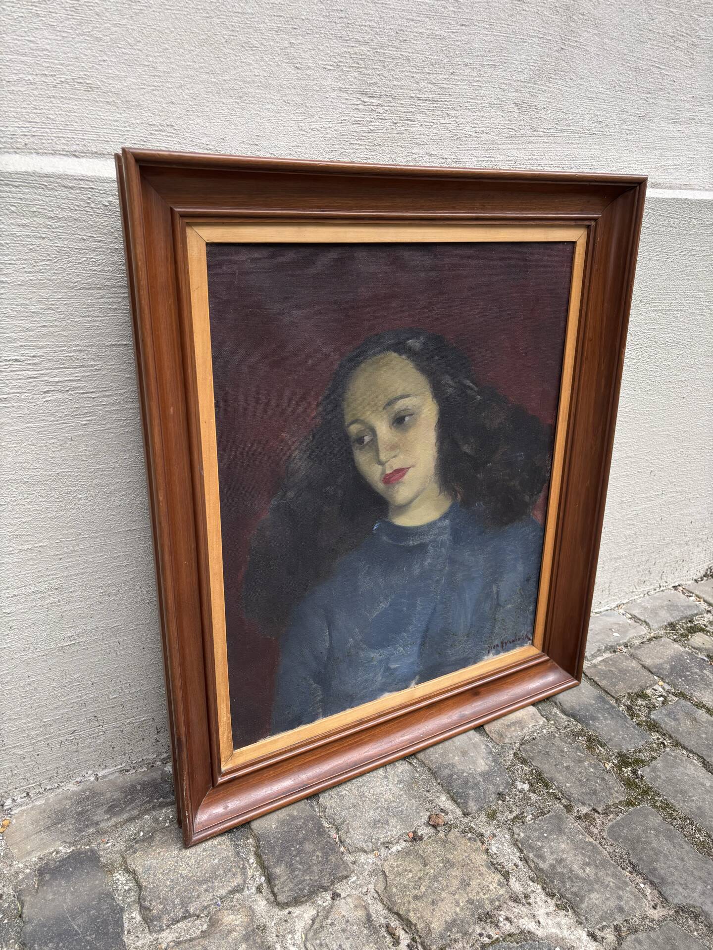 Oil portrait of young woman by Jean Hynderick