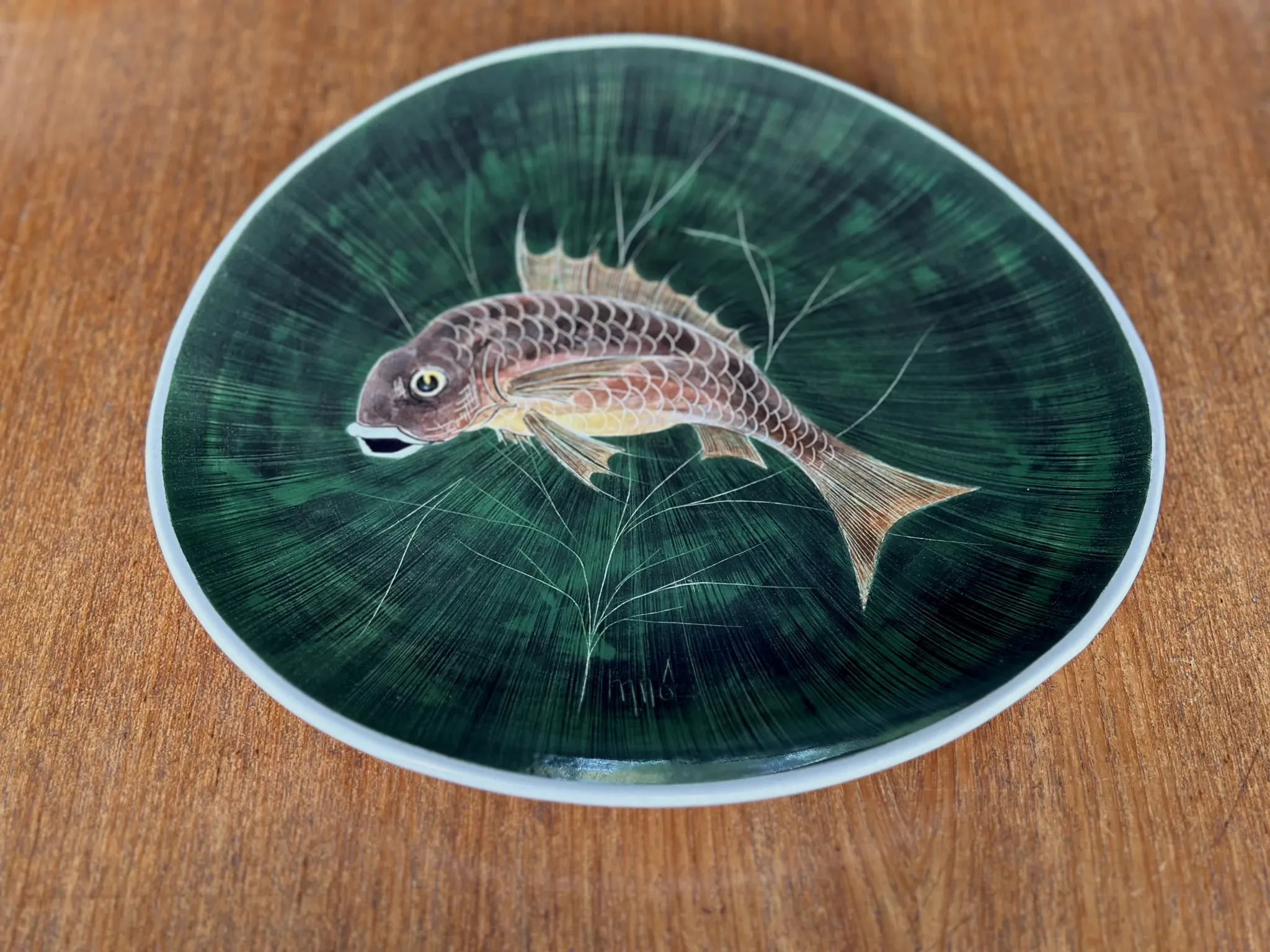Fish service in glazed earthenware painted by hand signed Le Mao - 1960