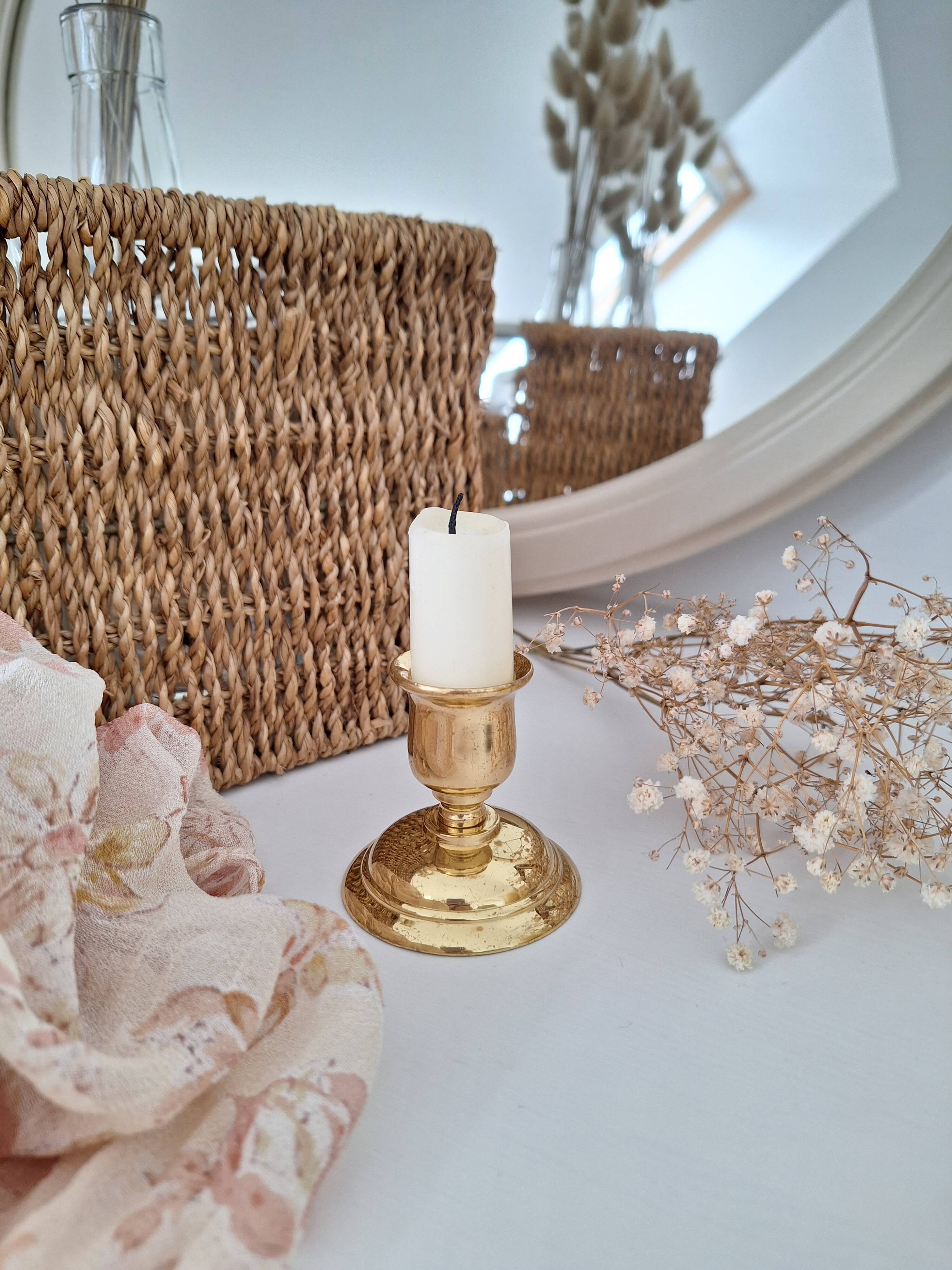 Golden candle holder