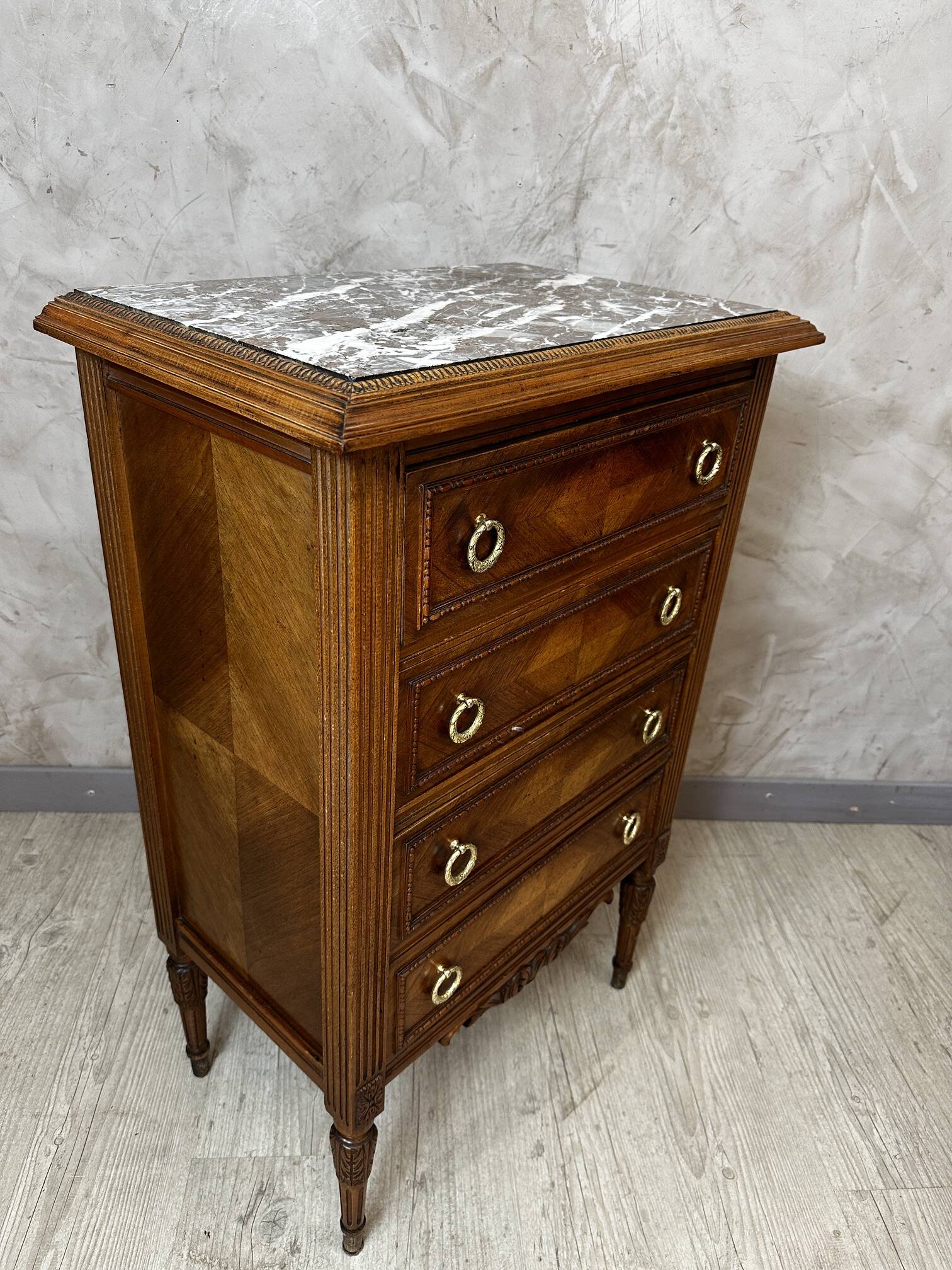 Chiffonnier en noyer
