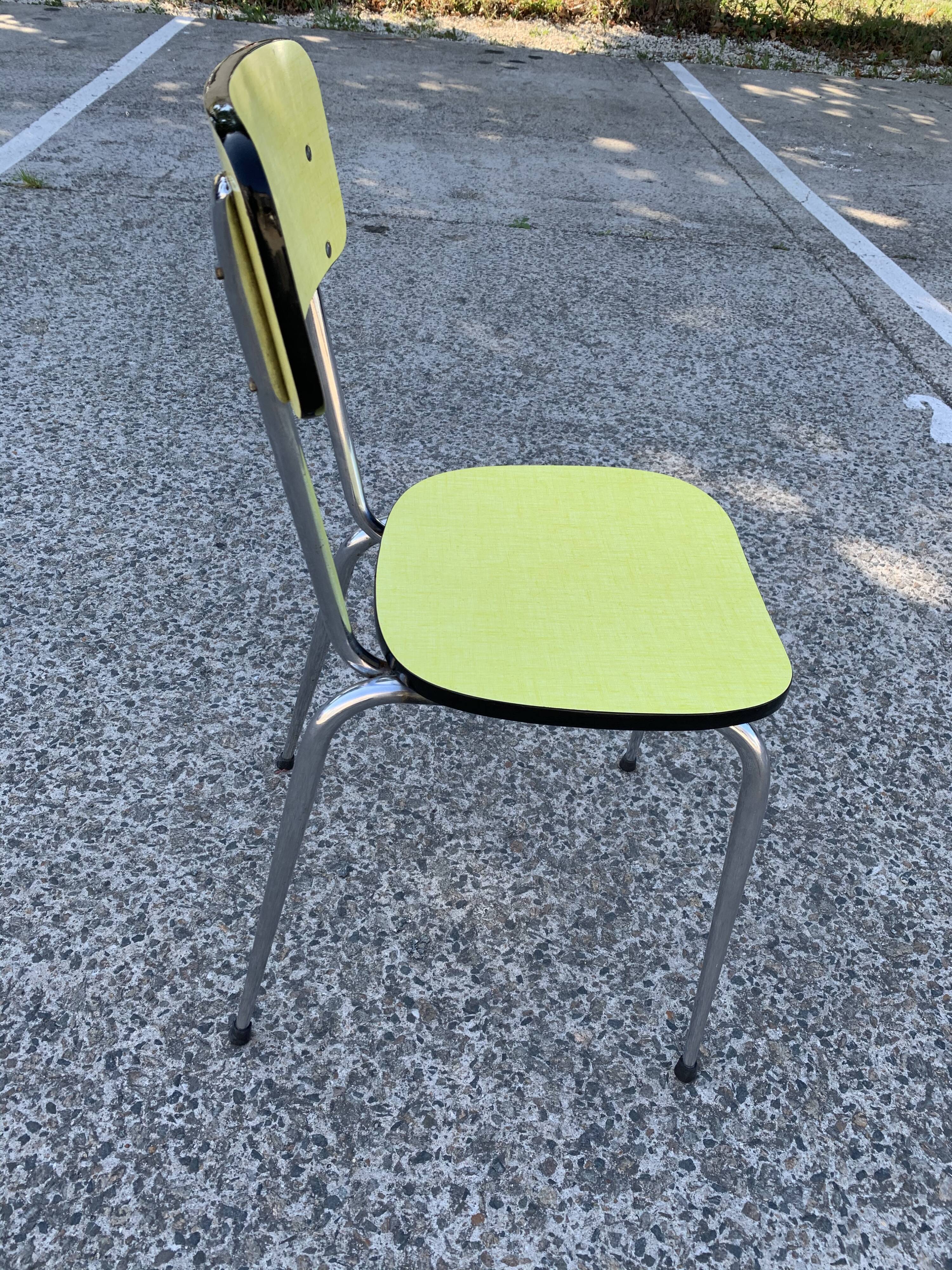 Lot de 5 chaises formica jaune 1960