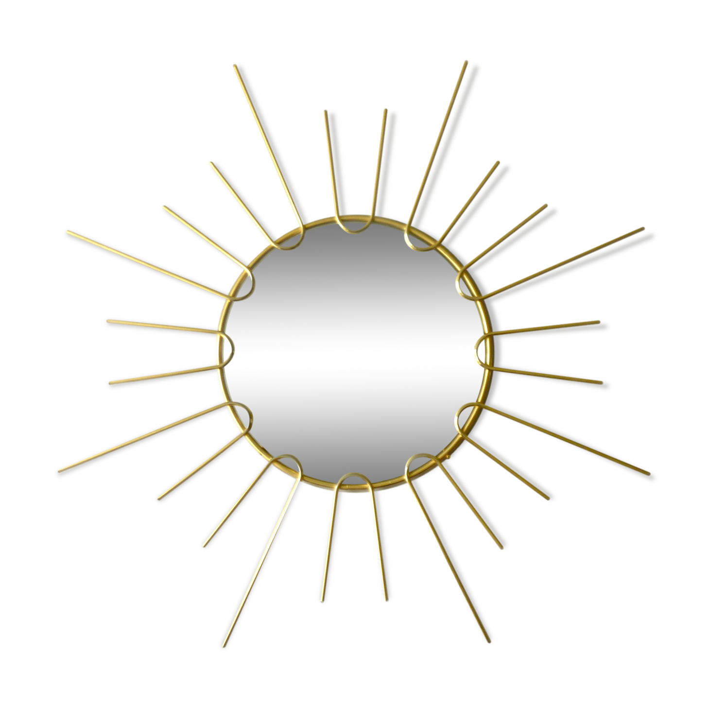 Mirror shape Sun brass of the 1970s 43x43cm