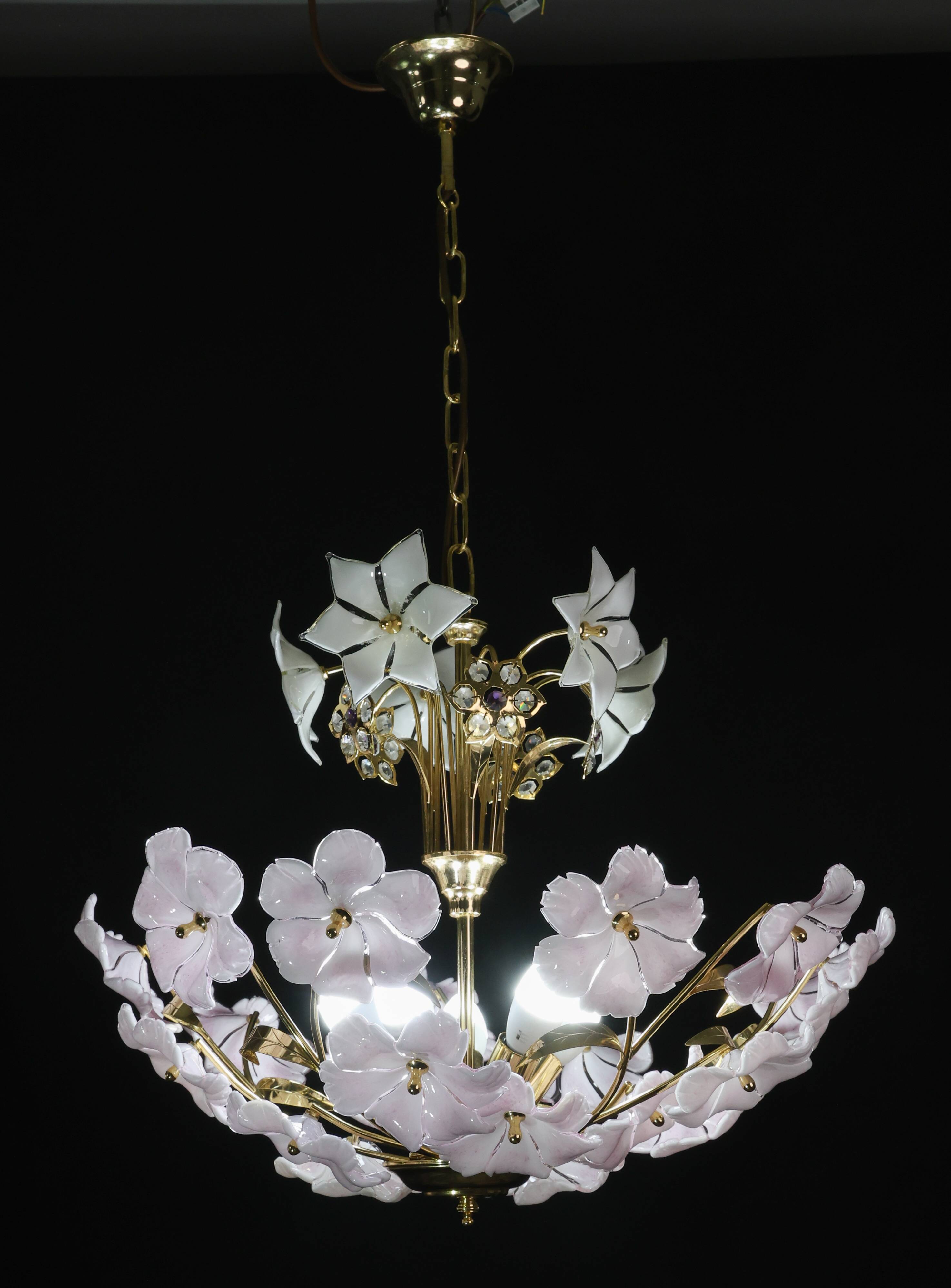 Charming Murano Vintage Chandelier White and Pink Flowers