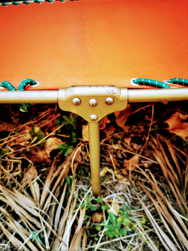 Vintage camp bed La Hutte