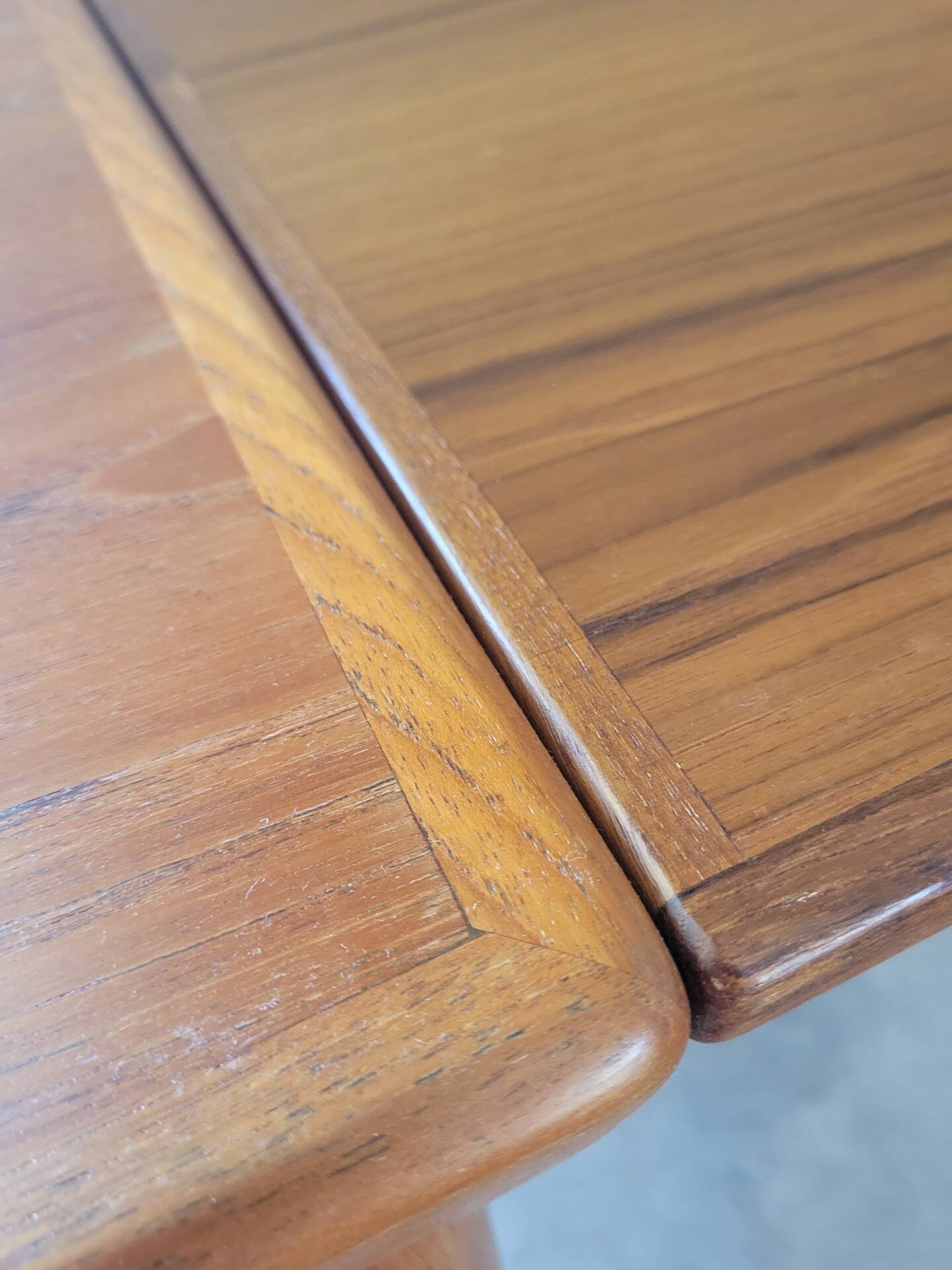 Table à manger extensible en teck par Grete Jalk pour Glostrup