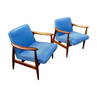 Paire de fauteuils modèle Gfm 87 type 300 203 par Juliusz Kędziorek Pour Gfm, années 1960