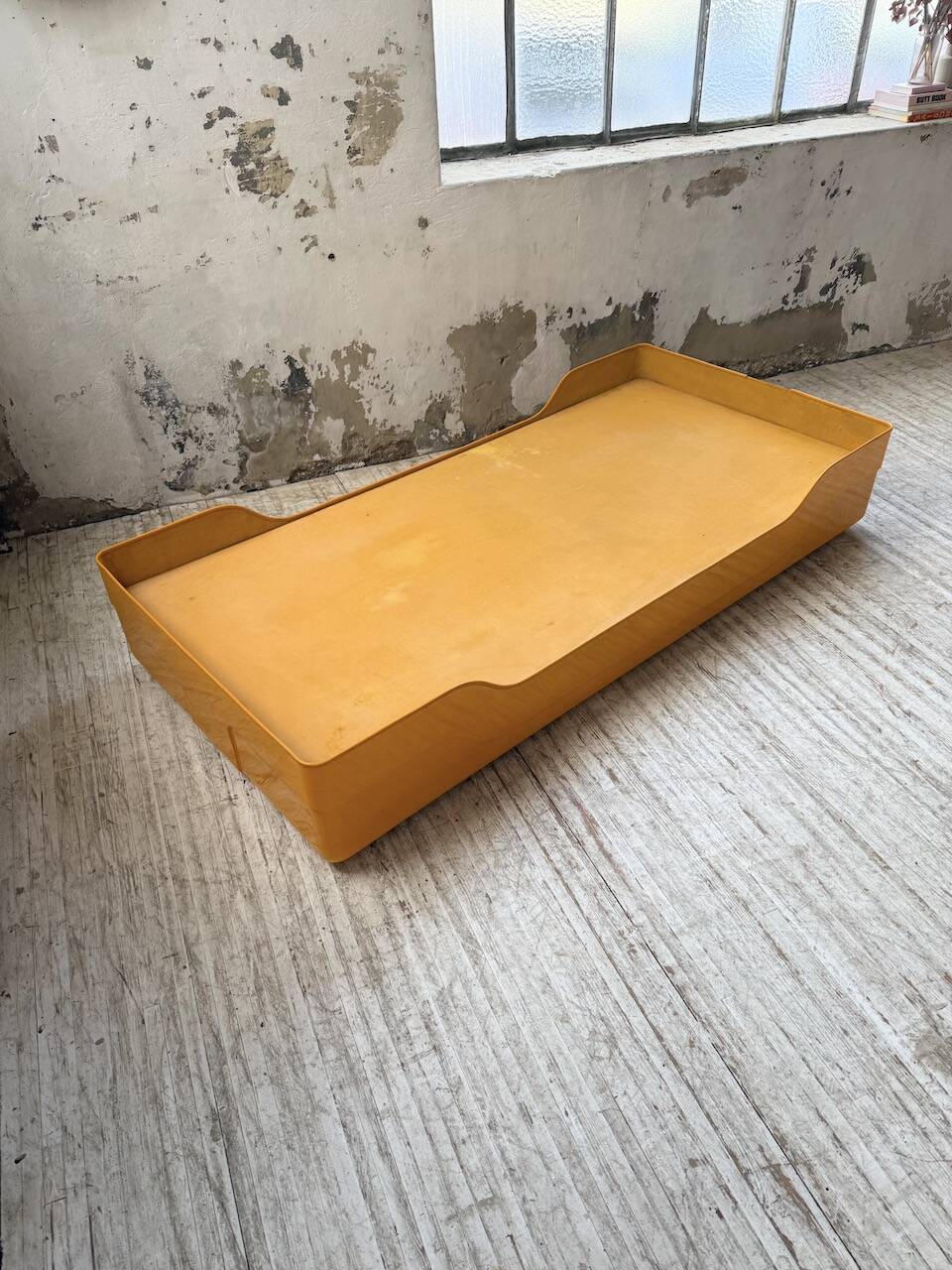 Ozoo single bed by Marc Berthier for Roche Bobois, 1967