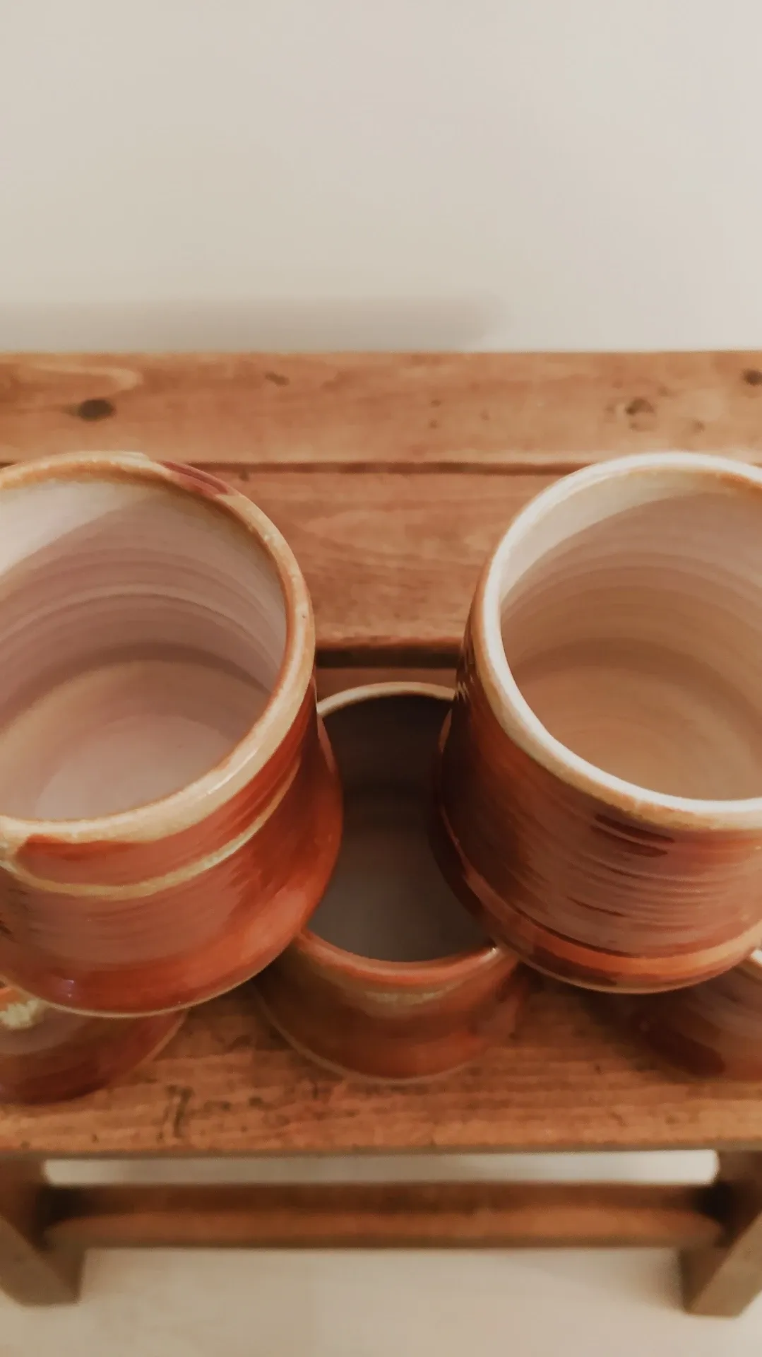 Lot de 5 tasses gobelets • A. Bugnon 