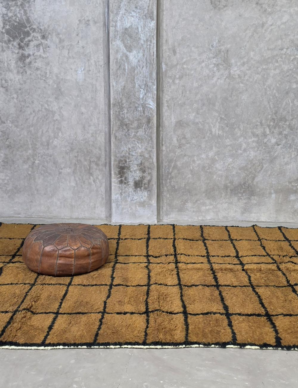 Contemporary Berber Rug checkered - 300 x 215 cm
