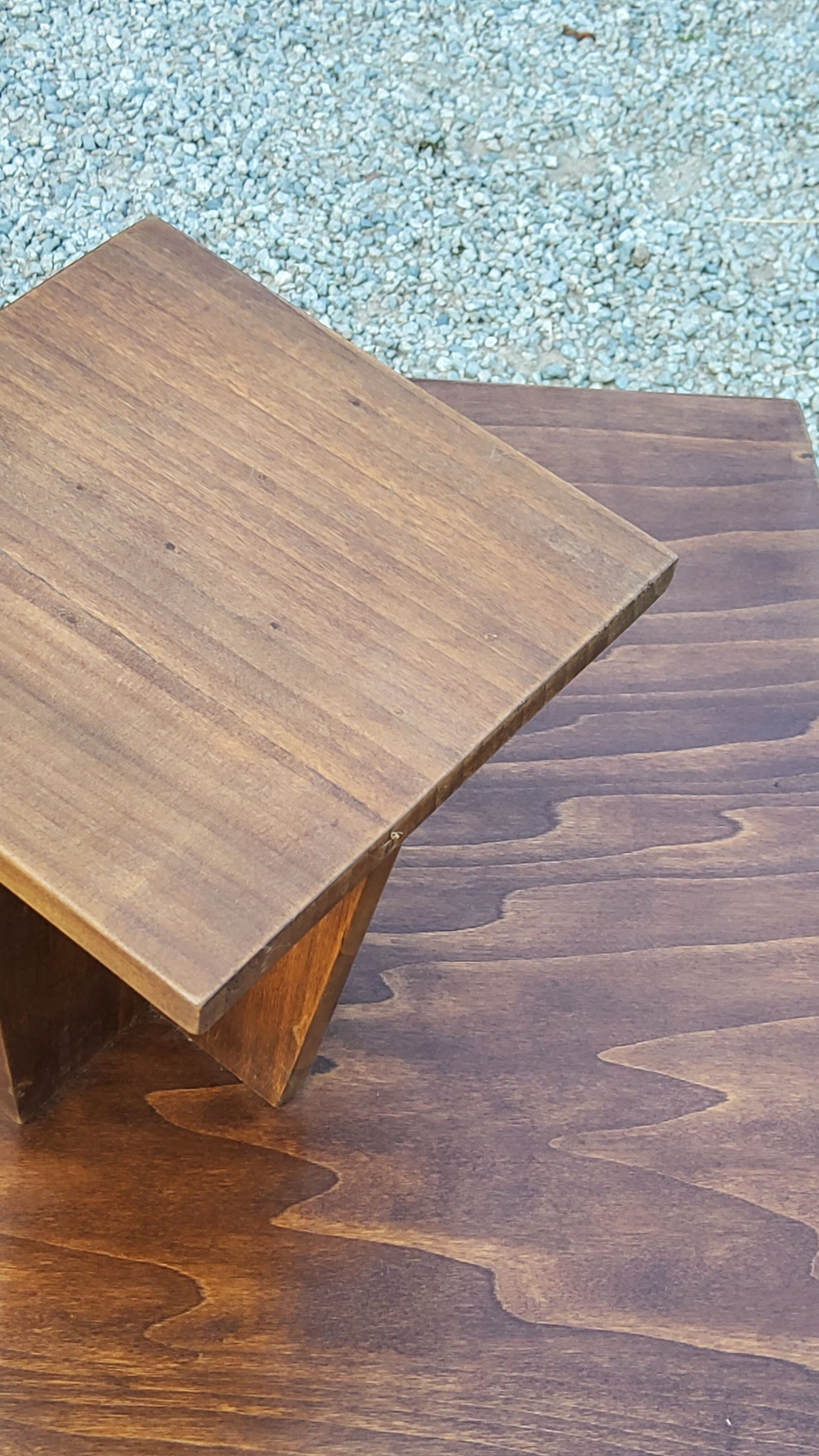 Art Deco pedestal table from the 30s