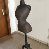 Turn mannequin