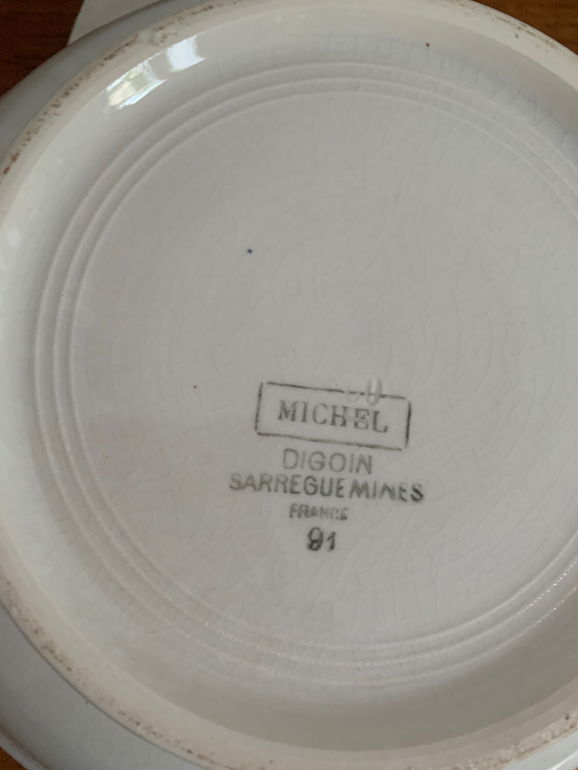 Digoin Sarreguemines tureen, Michel model