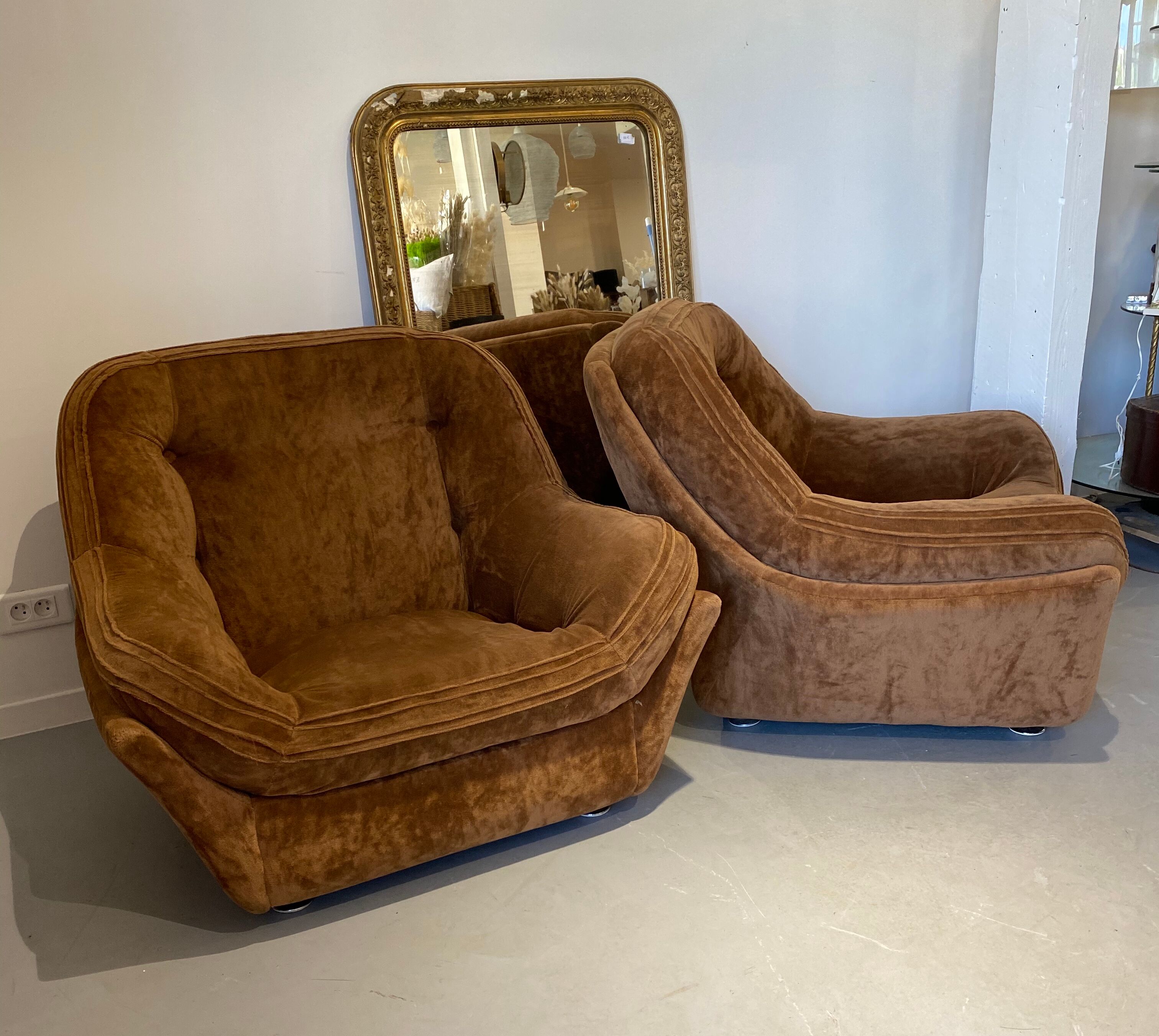 Pair of armchairs