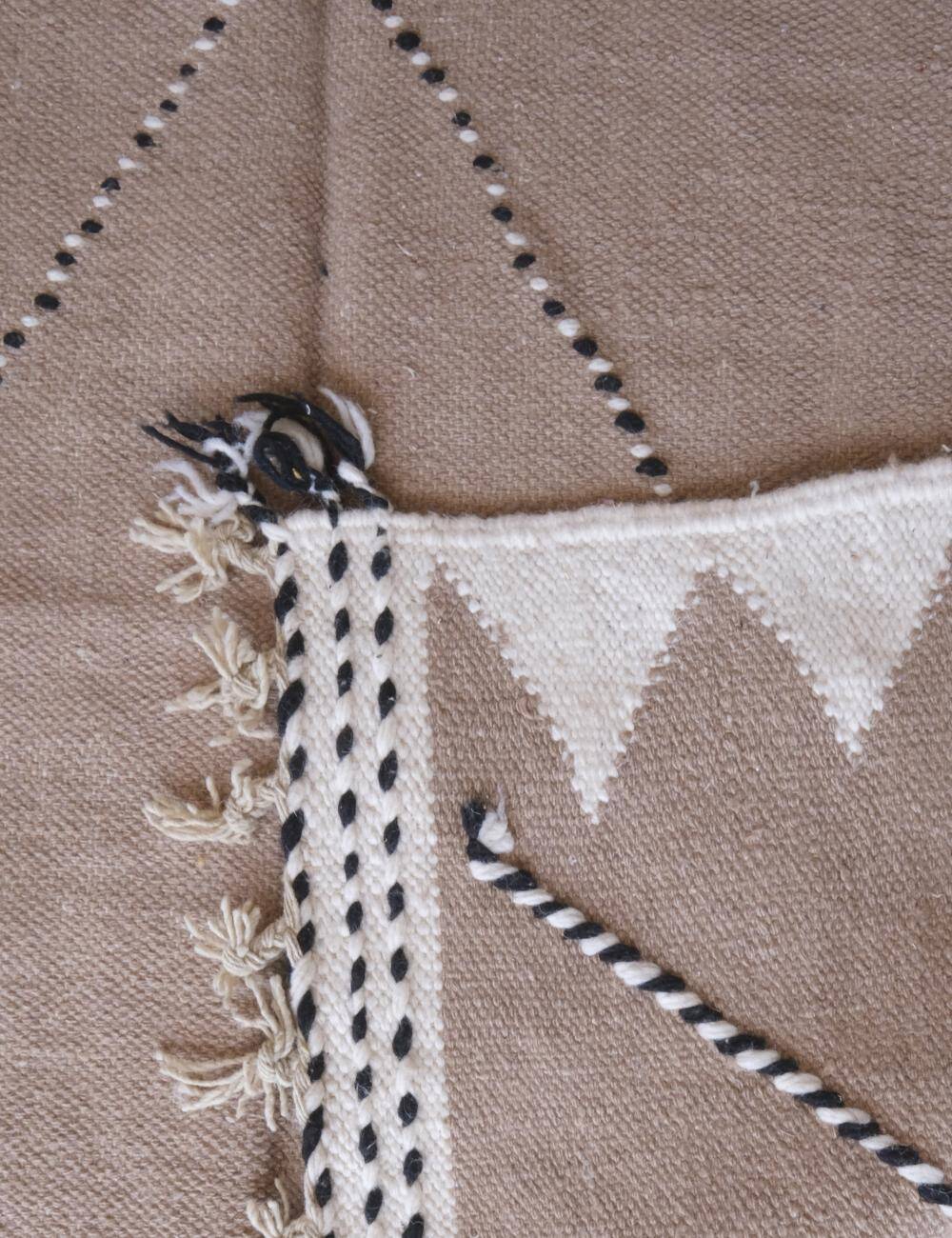 Tapis Kilim Beige - 10.1 x 5.9 ft
