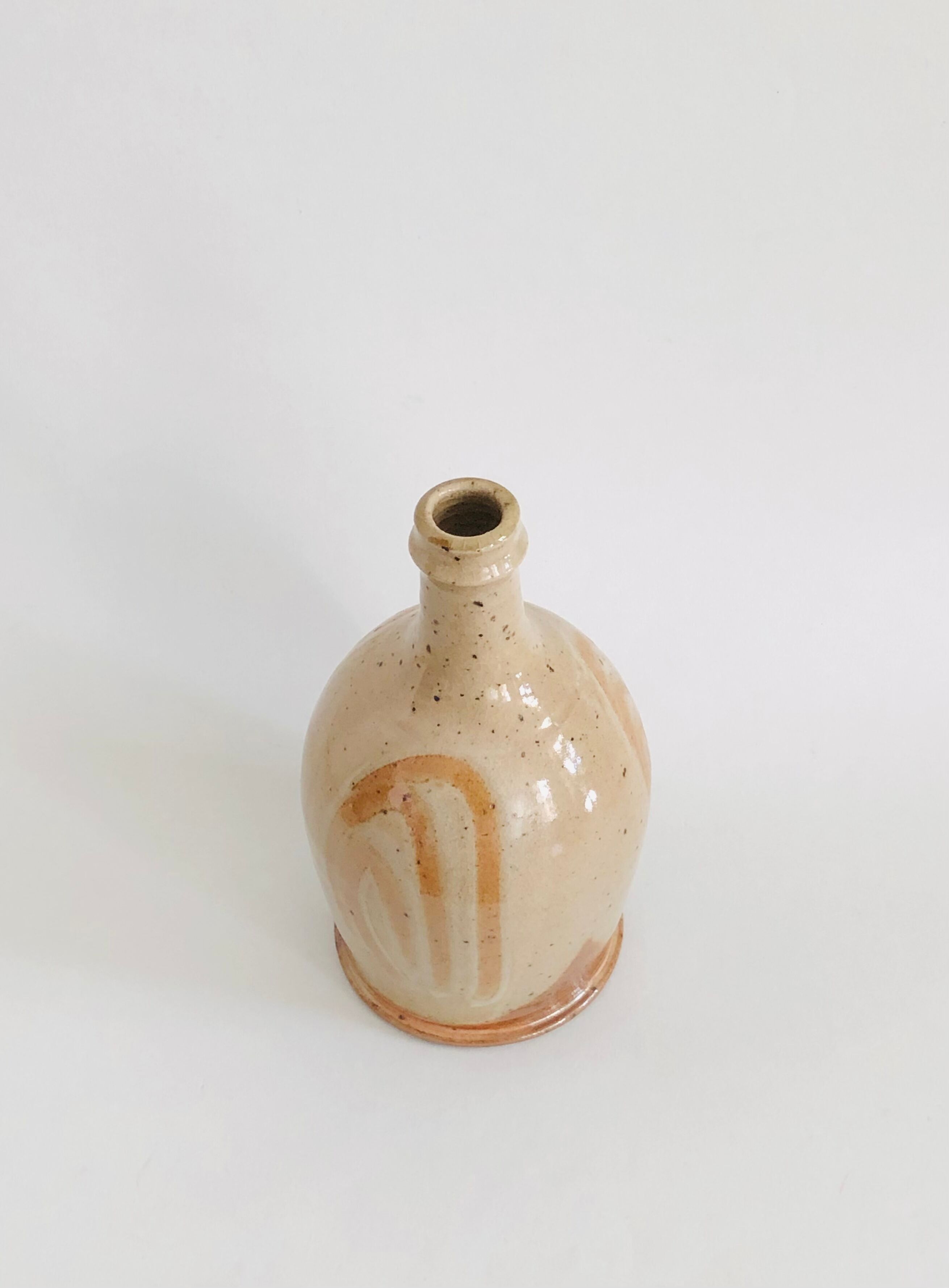 Vintage sandstone soliflore