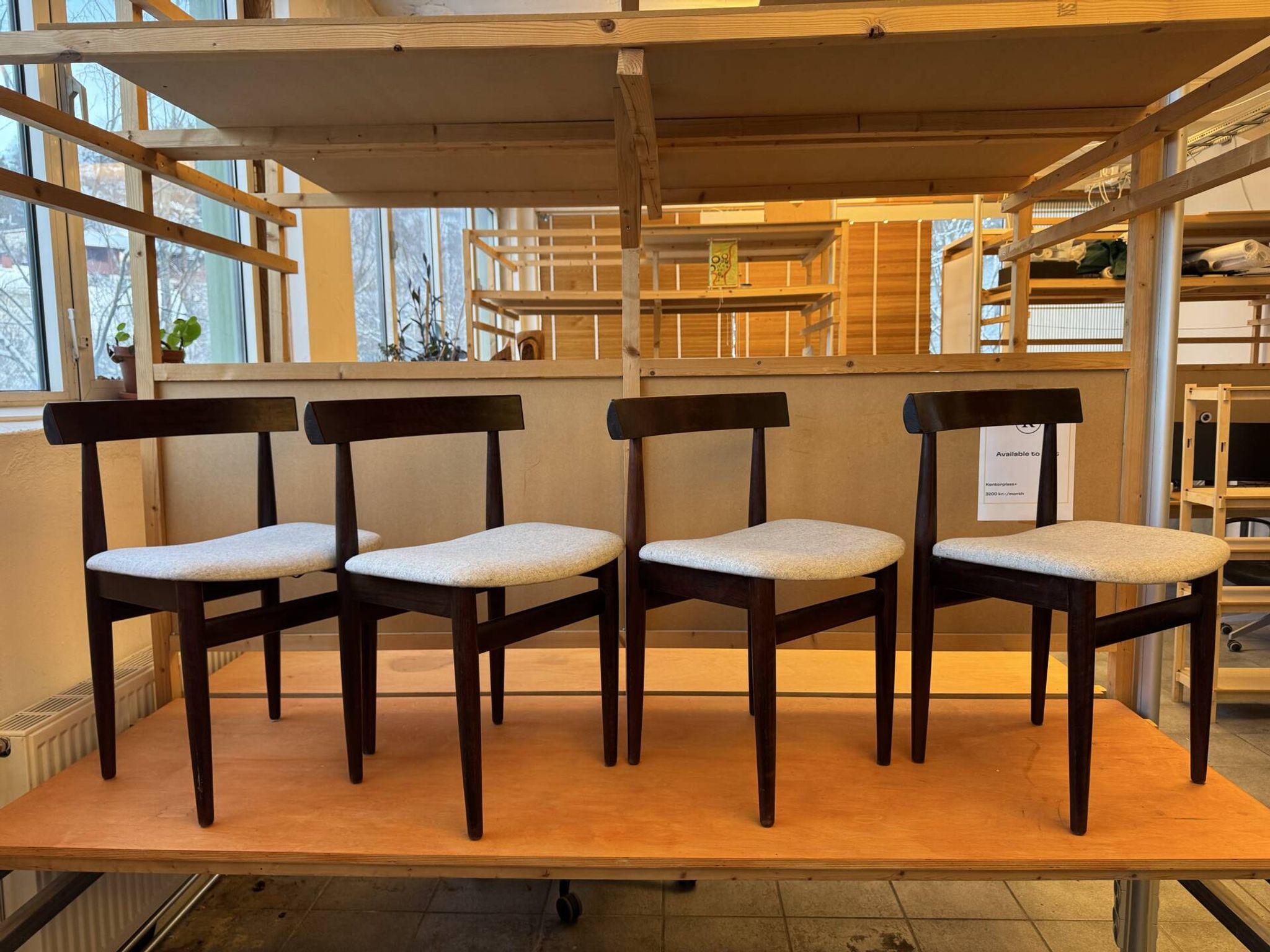 Rare Roundette dining room set by Hans Olsen, Denmark (1960s)