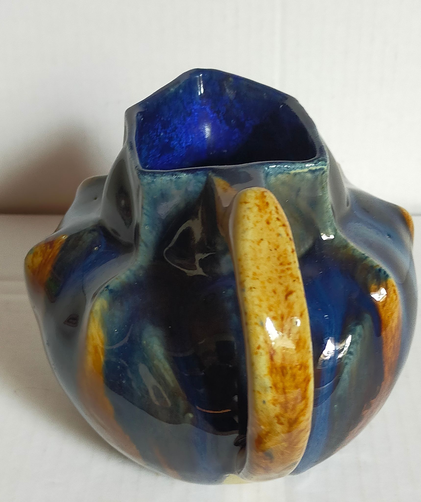 Pichet art nouveau terre émaillée début XXème