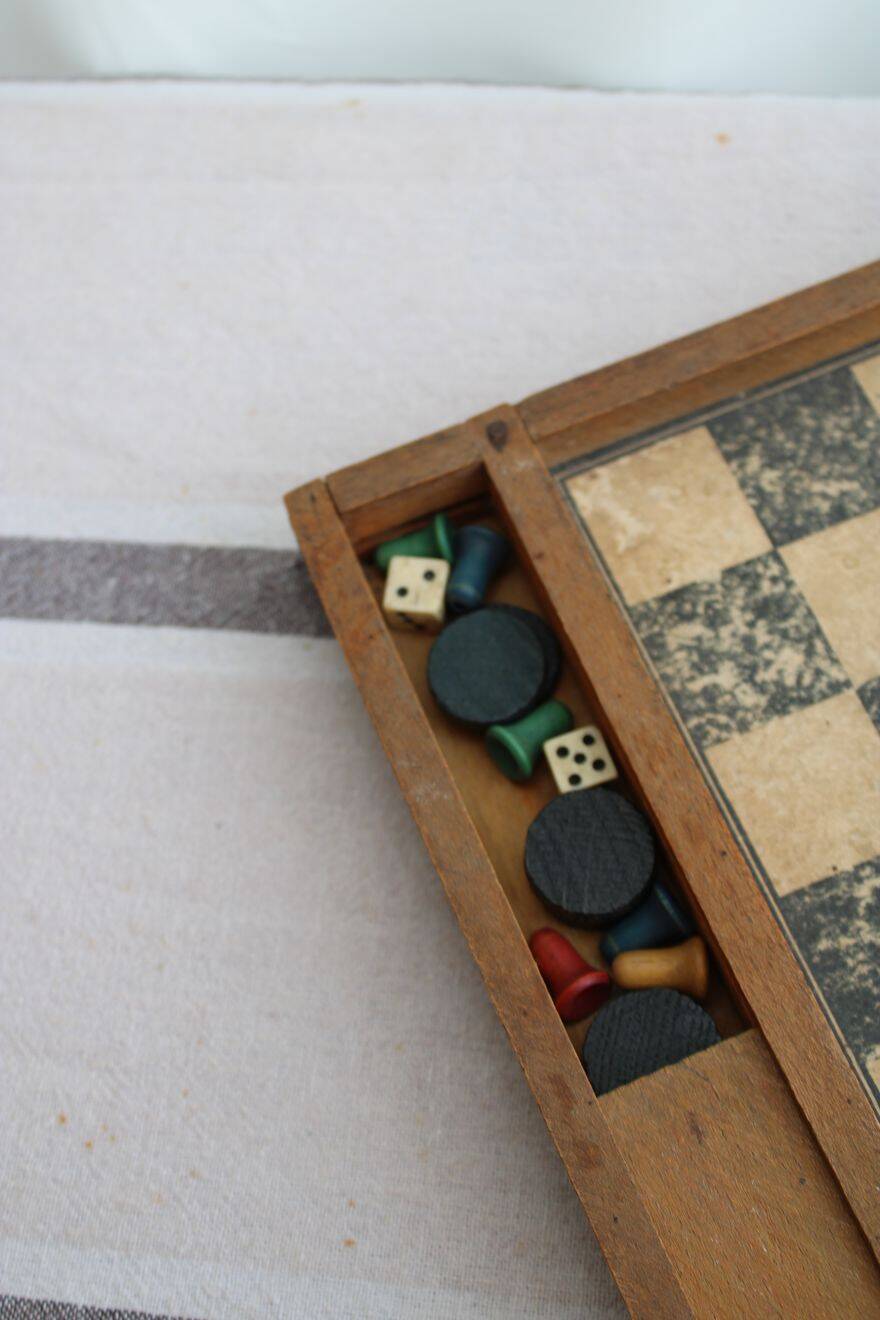 Old game of the goose