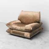 Pair of vintage beige velvet lounge armchairs from the 1970s modernism