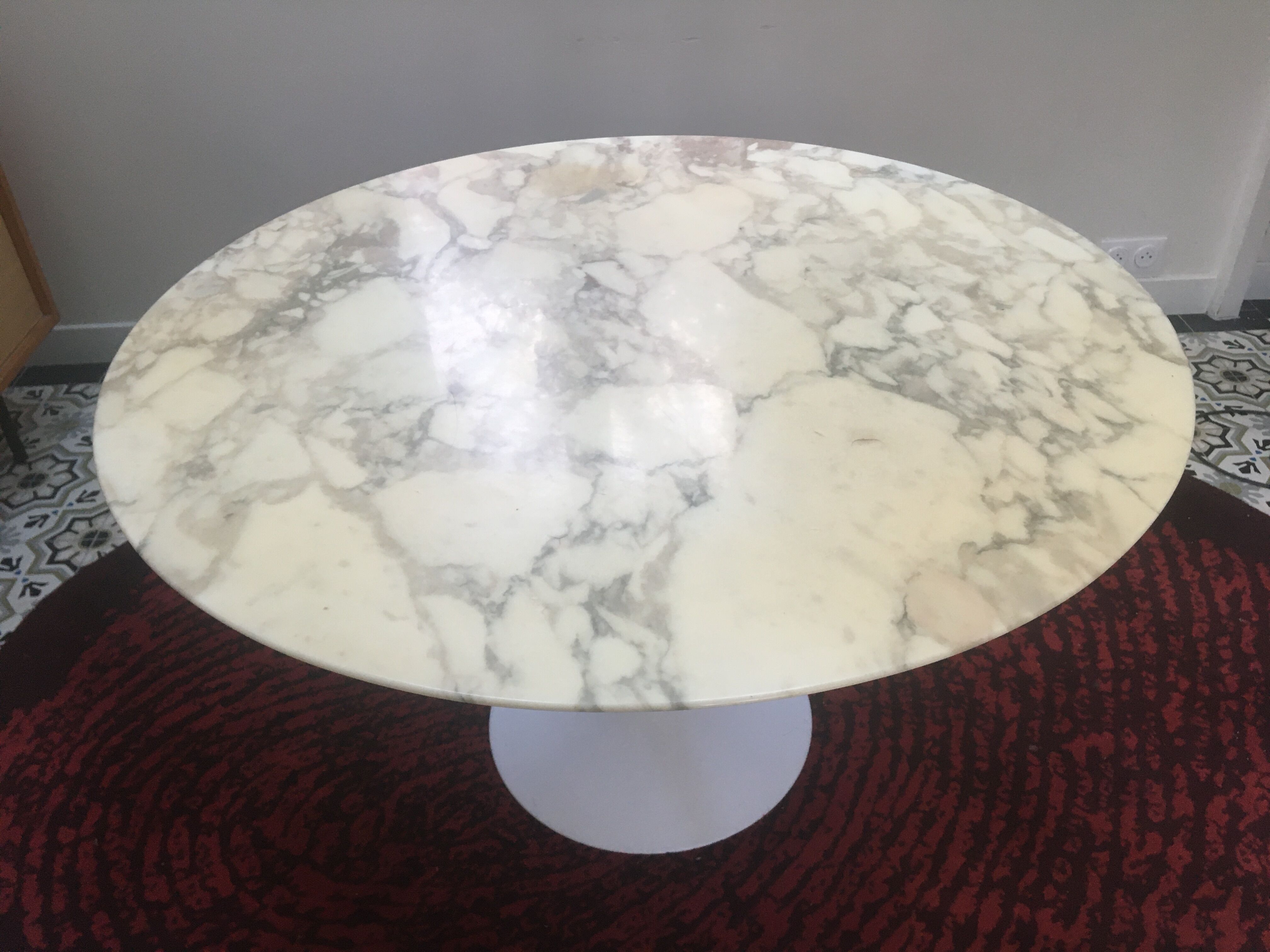 Saarinen table 120cm Knoll edition in circa 1970 marble